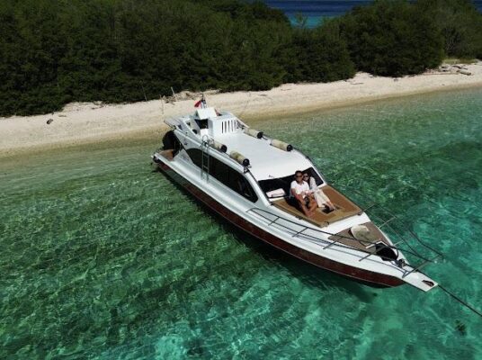 Labuan bajo komodo tour